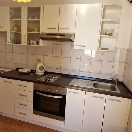 Apartman Davor